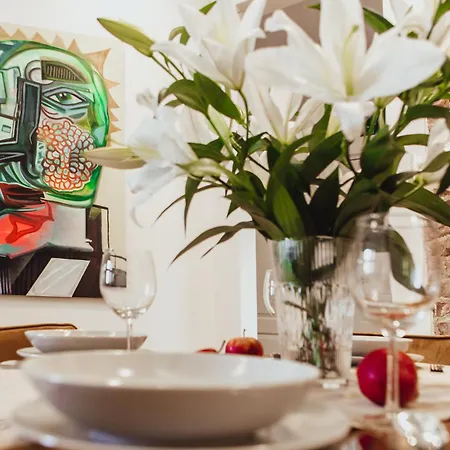 Oomph Vintage 2br Gem Steps From Politechnika *