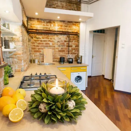 Apartment Oomph Vintage 2br Gem Steps From Politechnika